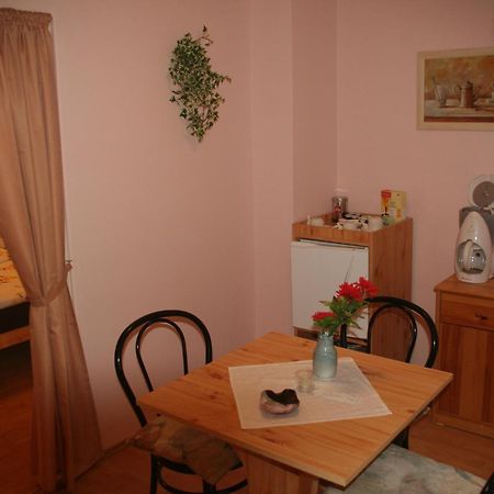 Hotel Chebsky Dvur - Egerlander Hof Karlowe Wary Zewnętrze zdjęcie