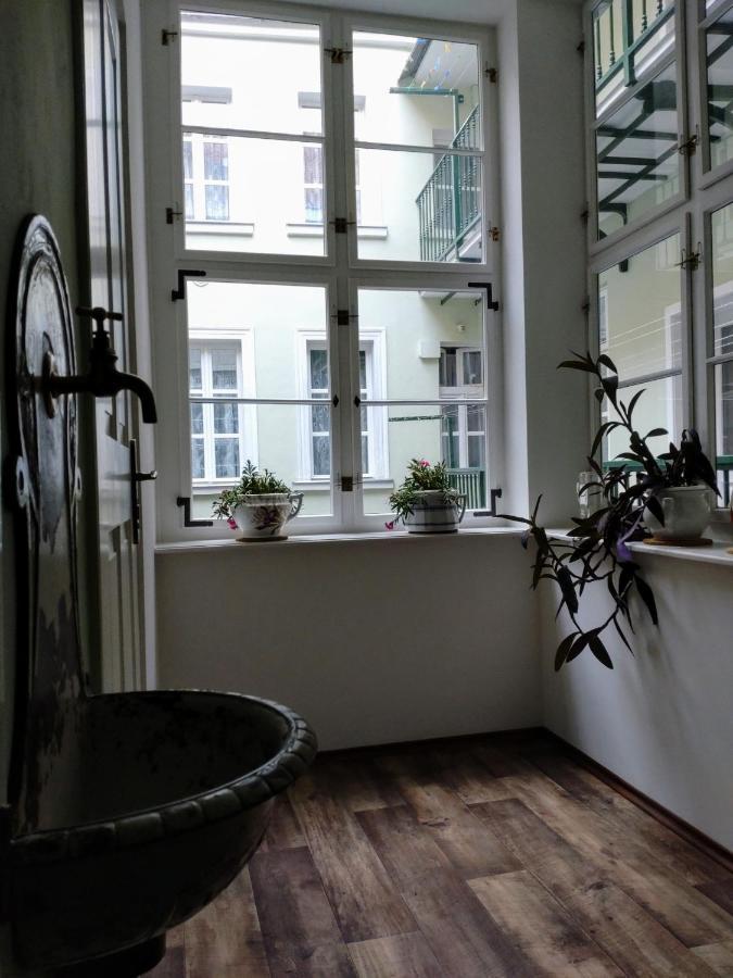 Hotel Chebsky Dvur - Egerlander Hof Karlowe Wary Zewnętrze zdjęcie