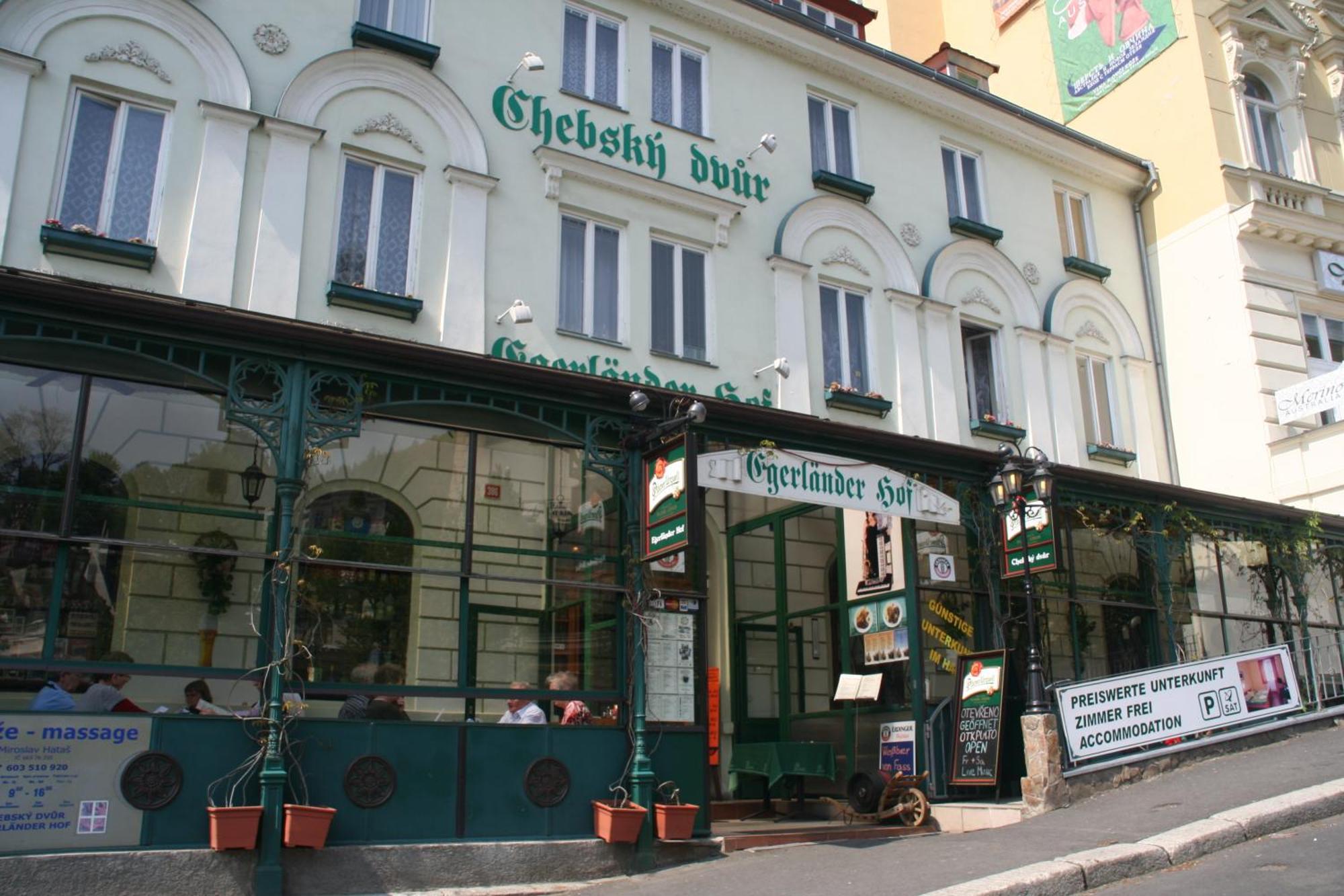 Hotel Chebsky Dvur - Egerlander Hof Karlowe Wary Zewnętrze zdjęcie