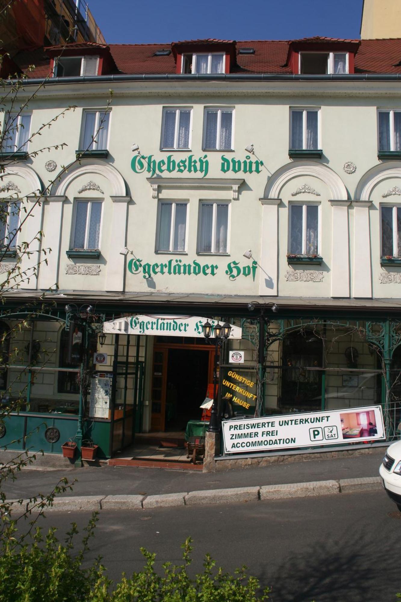 Hotel Chebsky Dvur - Egerlander Hof Karlowe Wary Zewnętrze zdjęcie