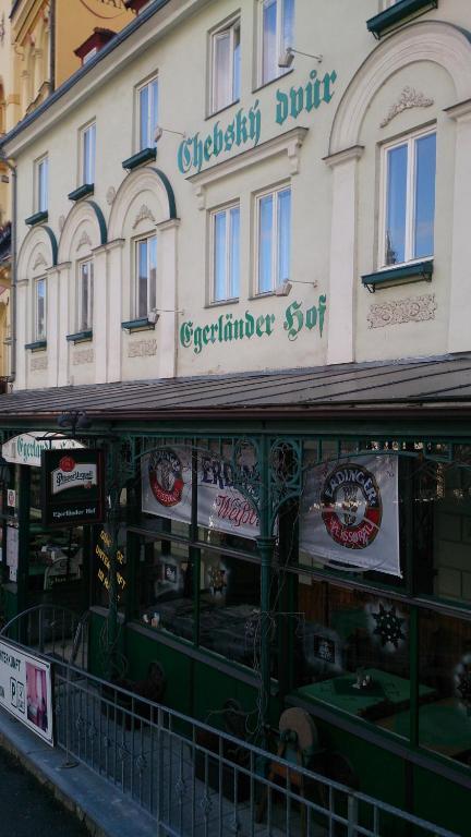 Hotel Chebsky Dvur - Egerlander Hof Karlowe Wary Zewnętrze zdjęcie
