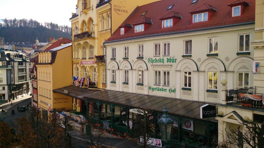 Hotel Chebsky Dvur - Egerlander Hof Karlowe Wary Zewnętrze zdjęcie